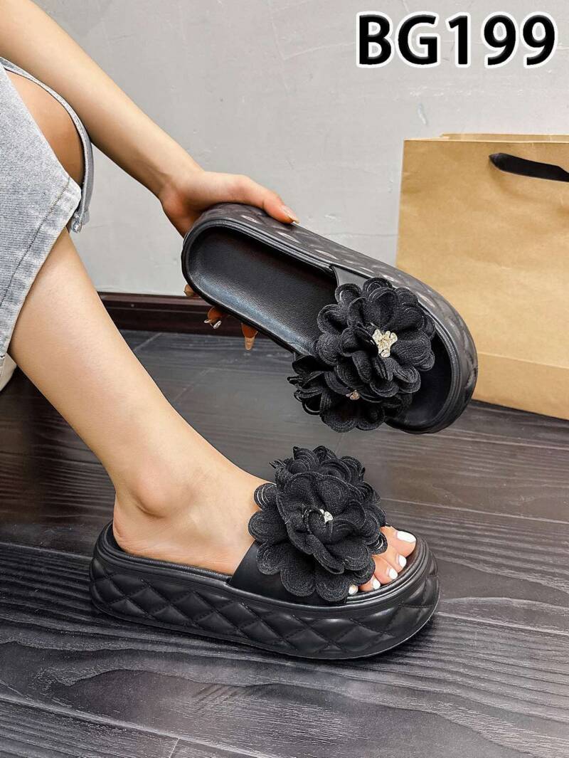 Klapki damskie Roz 36-41/ 12 par